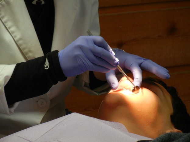 liquido-fijacion-implantes-dentales