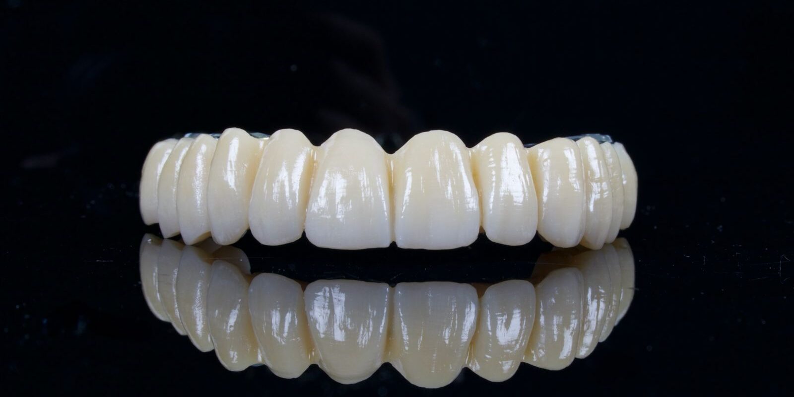 Zirconio o disilicato Zirconio o disilicato